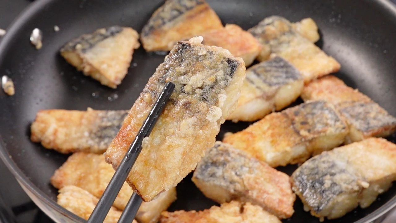 鯖の竜田揚げ